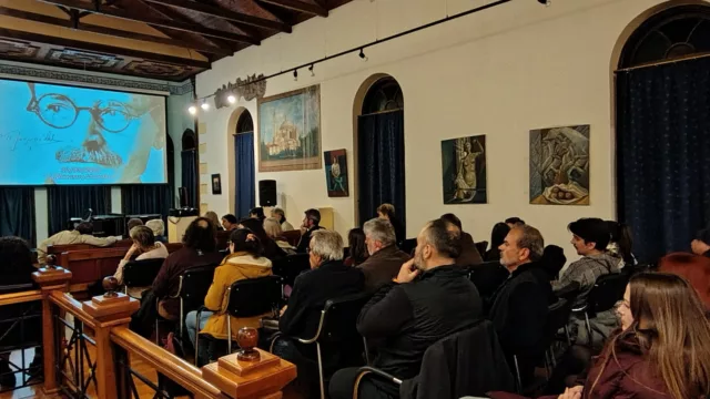 Photoshoot The Red Teacher 18