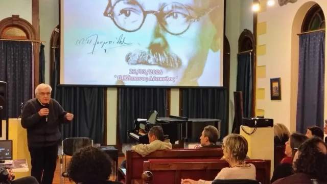 Photoshoot The Red Teacher 19