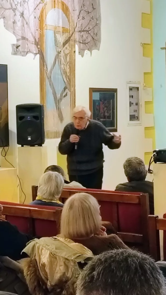 Photoshoot The Red Teacher 28