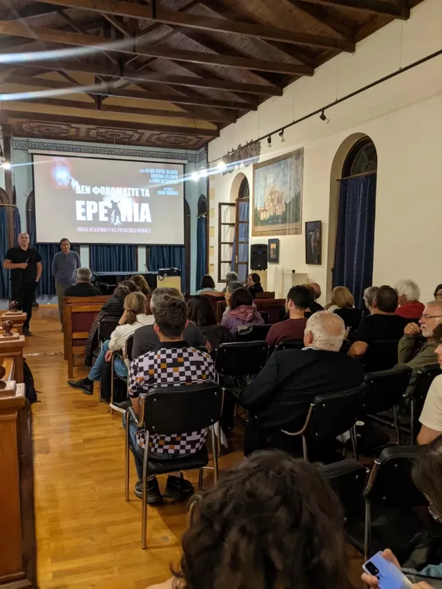 Photoshoot We are not afraid of ruins 06