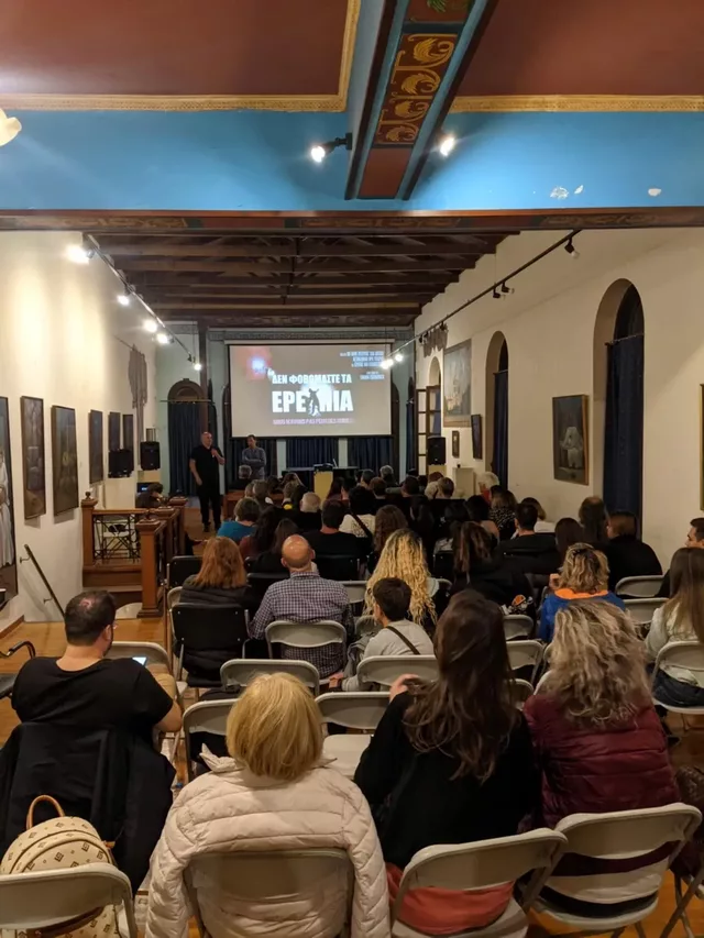 Photoshoot We are not afraid of ruins 08