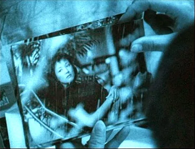 A Snake Of June Image4