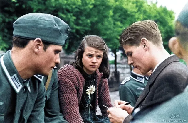 Sophie Scholl The Final Days 2005 32